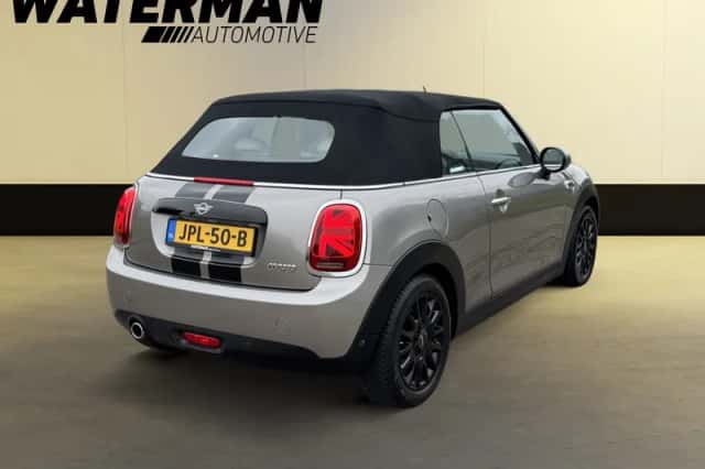MINI Cabrio (2019) thumbnail 5