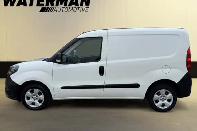 Fiat Doblò Cargo (2020) thumbnail 2
