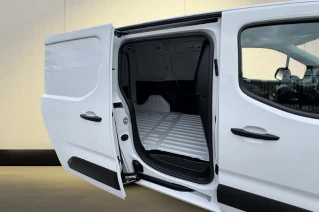 Peugeot Partner (2024) thumbnail 4