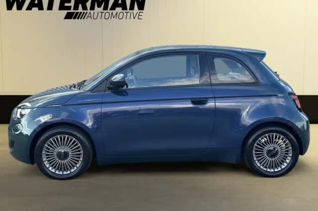 Fiat 500e (2022) thumbnail 2