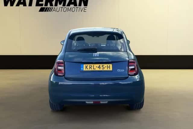 Fiat 500e (2022) thumbnail 4