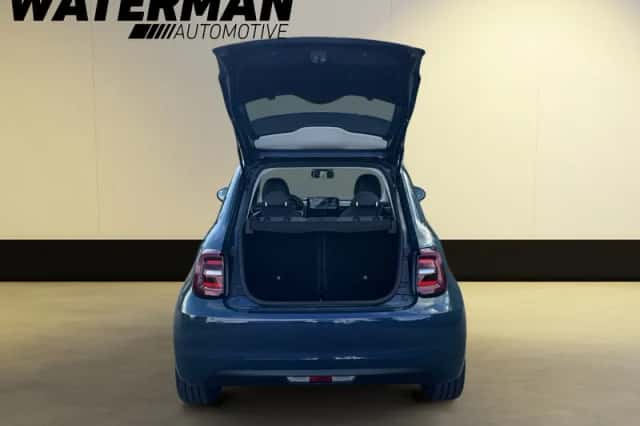 Fiat 500e (2022) thumbnail 5
