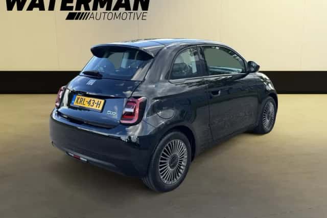 Fiat 500e (2022) thumbnail 6