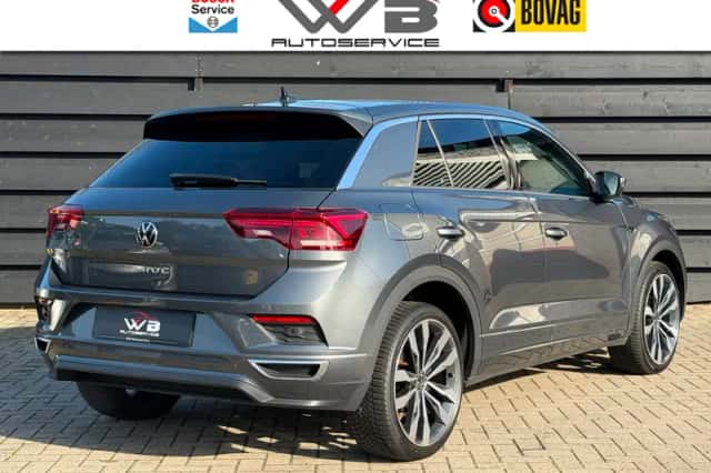 Volkswagen T-Roc (2021) thumbnail 3