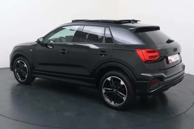 Audi Q2 (2025) thumbnail 4