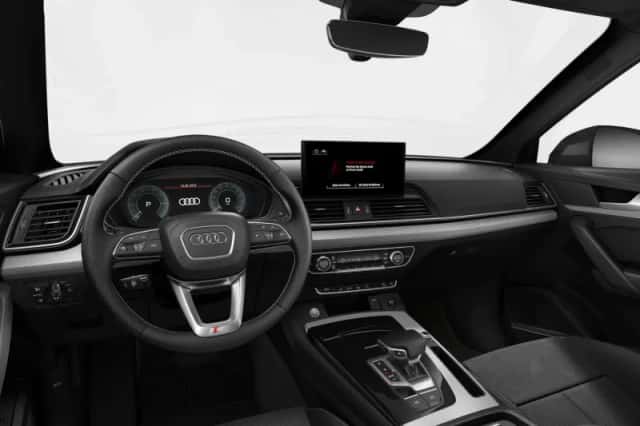 Audi Q5 (2025) thumbnail 3
