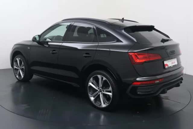 Audi Q5 Sportback (2024) thumbnail 4