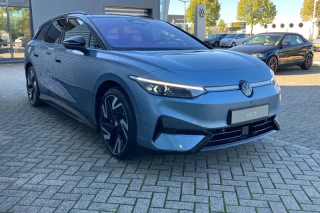 Volkswagen ID.7 (2026) thumbnail 3