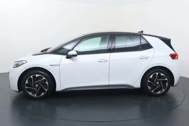 Volkswagen ID.3 (2021) thumbnail 2
