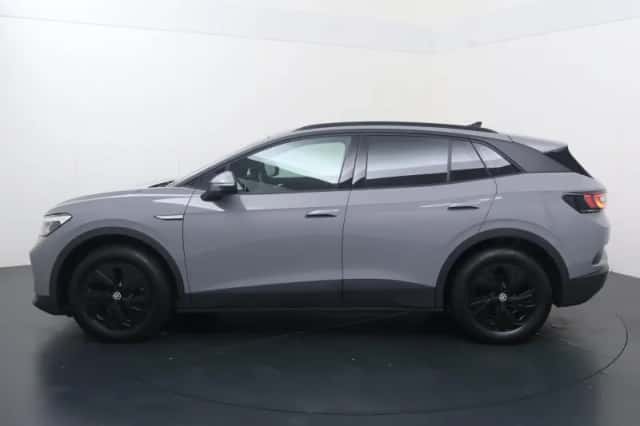 Volkswagen ID.4 (2023) thumbnail 2
