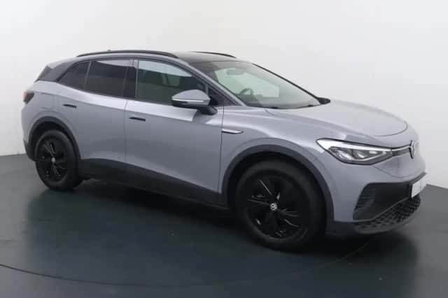 Volkswagen ID.4 (2023) thumbnail 3