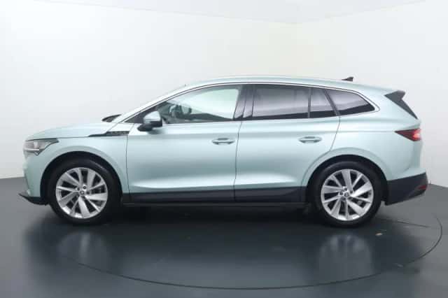 Škoda Enyaq (2021) thumbnail 2