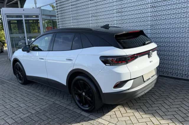 Volkswagen ID.4 (2026) thumbnail 5