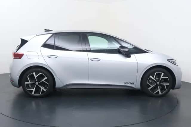Volkswagen ID.3 (2026) thumbnail 3