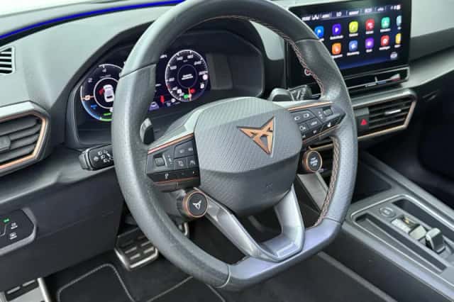 CUPRA Leon (2021) thumbnail 6