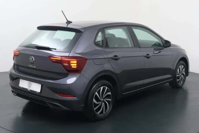 Volkswagen Polo (2023) thumbnail 6