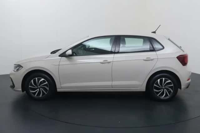 Volkswagen Polo (2024) thumbnail 4