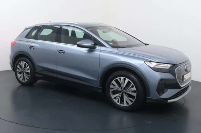 Audi Q4 e-tron (2022) thumbnail 3