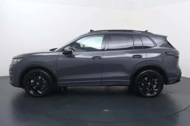 Volkswagen Tiguan (2026) thumbnail 2