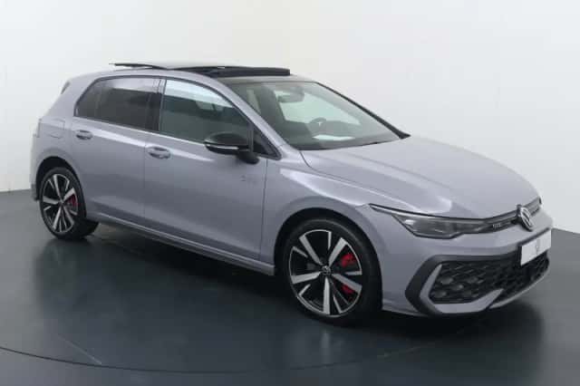 Volkswagen Golf (2025) thumbnail 3