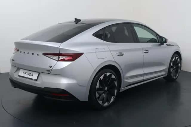 Škoda Enyaq (2023) thumbnail 5