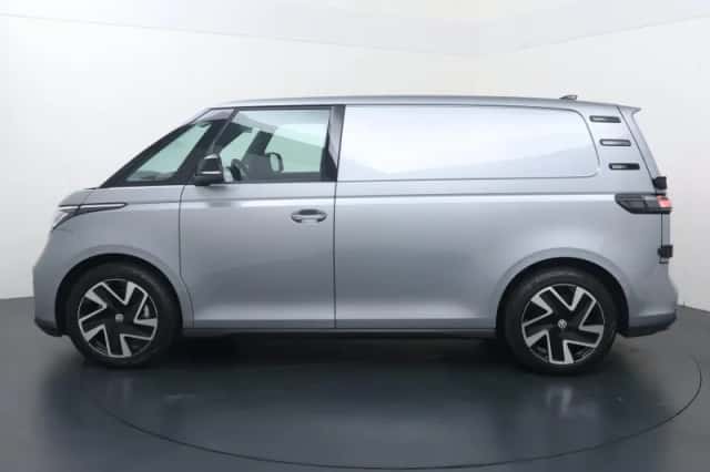 Volkswagen ID. Buzz (2027) thumbnail 2