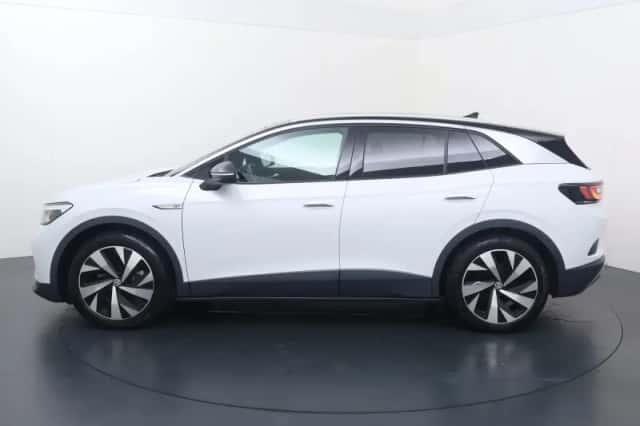 Volkswagen ID.4 (2020) thumbnail 2