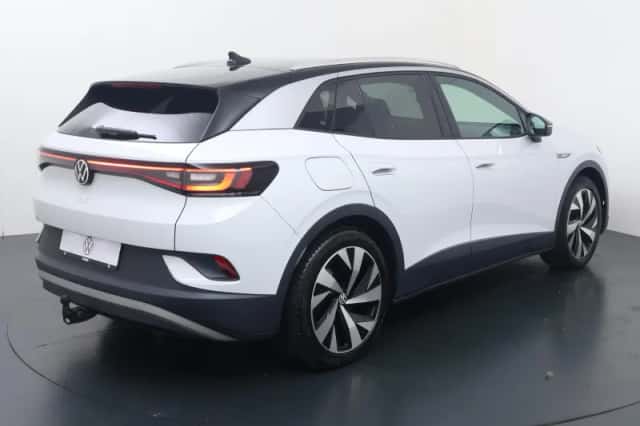 Volkswagen ID.4 (2020) thumbnail 5