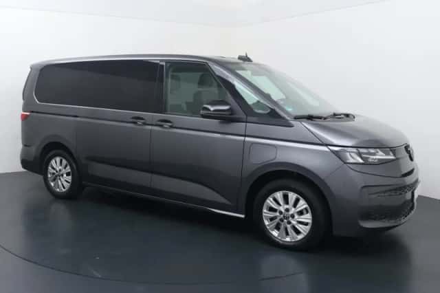 Volkswagen Multivan (2025) thumbnail 3