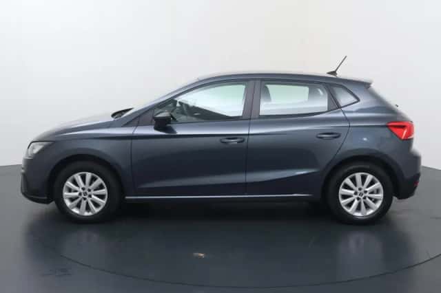 SEAT Ibiza (2024) thumbnail 2