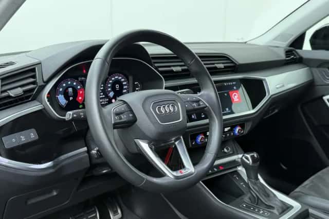Audi Q3 (2022) thumbnail 6