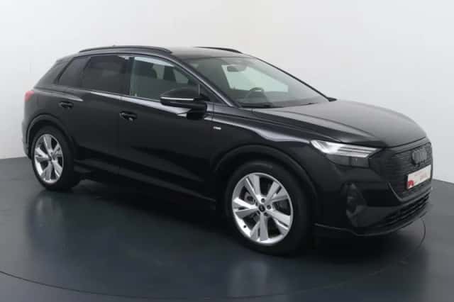 Audi Q4 e-tron (2022) thumbnail 3