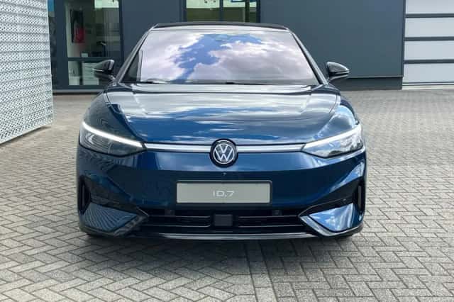 Volkswagen ID.7 (2026) thumbnail 2