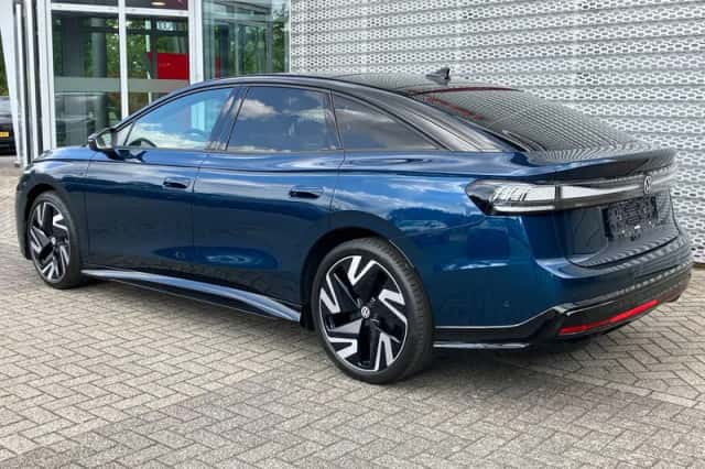 Volkswagen ID.7 (2026) thumbnail 4