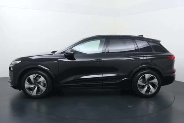Audi Q6 e-tron (2026) thumbnail 2