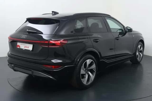 Audi Q6 e-tron (2026) thumbnail 5