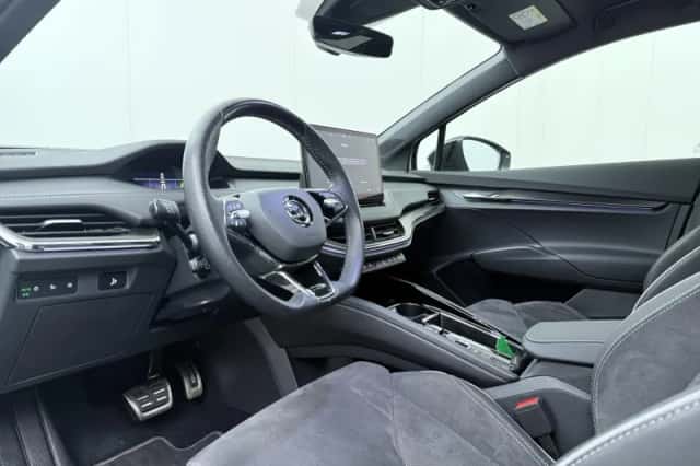 Škoda Enyaq (2023) thumbnail 6