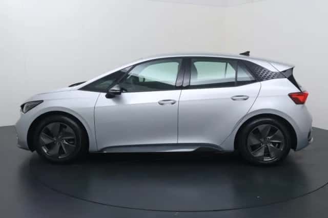 CUPRA Born (2022) thumbnail 2