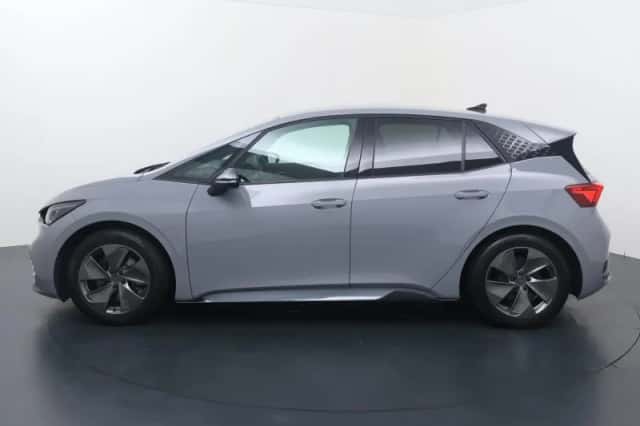 CUPRA Born (2022) thumbnail 2