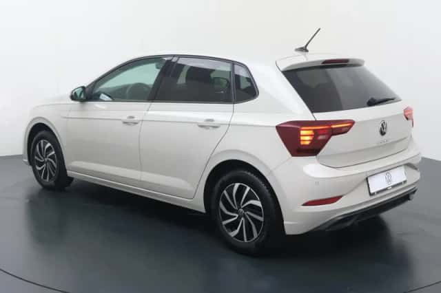Volkswagen Polo (2024) thumbnail 4