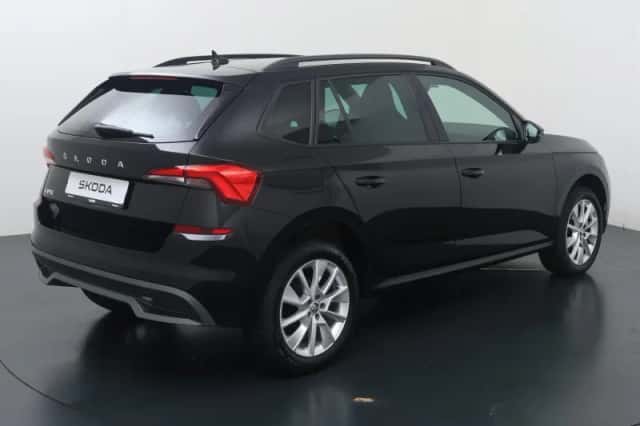 Škoda Kamiq (2023) thumbnail 5