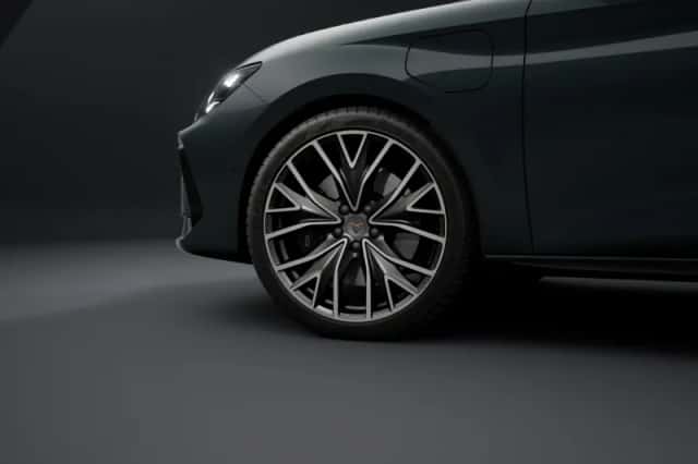 CUPRA Leon (2026) thumbnail 5