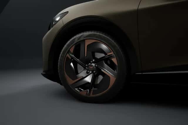 CUPRA Tavascan (2026) thumbnail 5