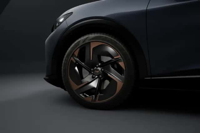 CUPRA Tavascan (2026) thumbnail 5