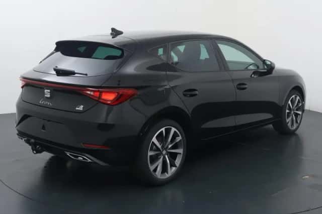 SEAT Leon (2026) thumbnail 5