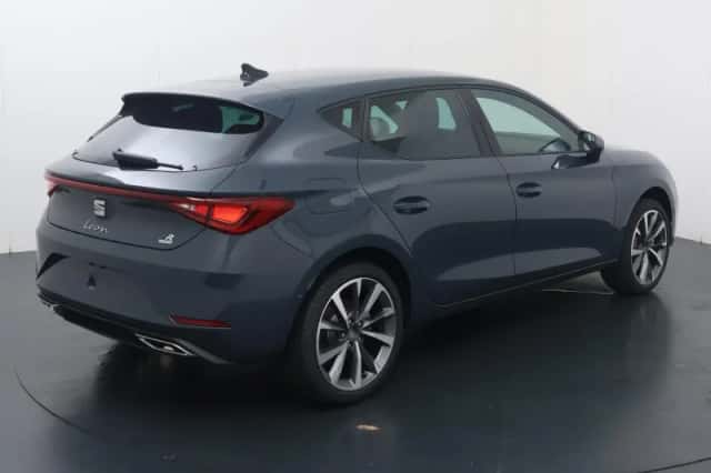 SEAT Leon (2026) thumbnail 5