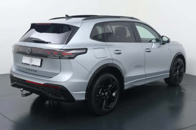 Volkswagen Tiguan (2024) thumbnail 5