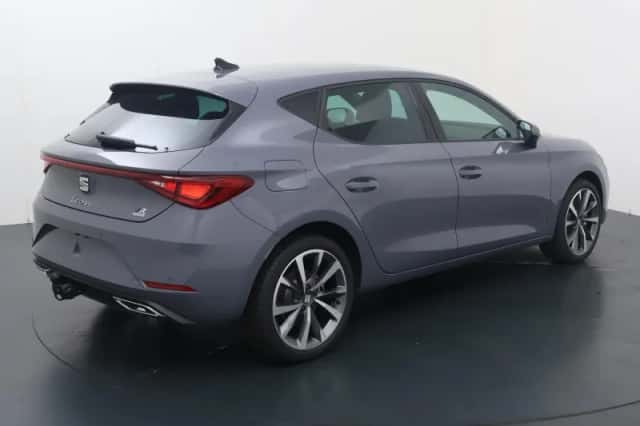 SEAT Leon (2026) thumbnail 6
