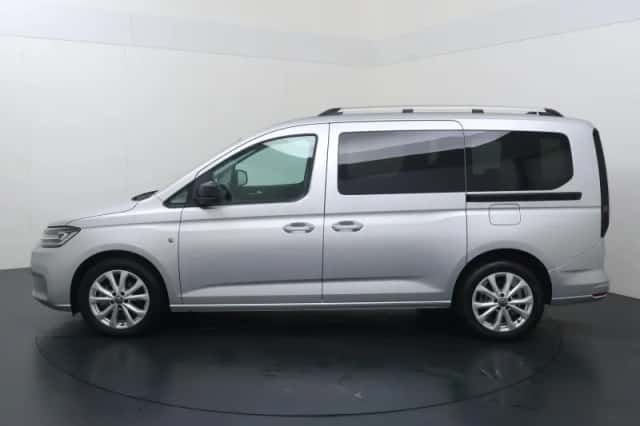 Volkswagen Caddy Maxi (2023) thumbnail 2