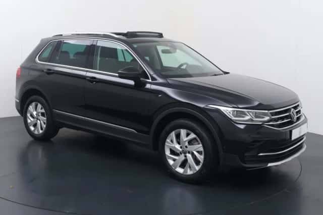 Volkswagen Tiguan (2023) thumbnail 3
